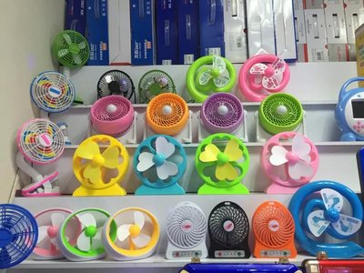 迷你小風(fēng)扇批發(fā) 環(huán)保USB風(fēng)扇批發(fā) 深圳USB風(fēng)扇廠家-深圳市宇創(chuàng)德電子科技提供迷你小風(fēng)扇批發(fā) 環(huán)保USB風(fēng)扇批發(fā) 深圳USB風(fēng)扇廠家的相關(guān)介紹、產(chǎn)品、服務(wù)、圖片、價(jià)格手機(jī)內(nèi)存卡 手機(jī)移動(dòng)電源 藍(lán)牙音箱 讀卡器 數(shù)據(jù)線、手機(jī)移動(dòng)電源 手機(jī)內(nèi)存卡 禮品U盤(pán) 藍(lán)牙音箱 手機(jī)數(shù)據(jù)線 讀卡器、